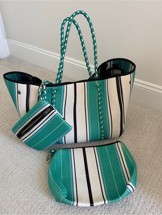 Anthropologie Handbags - Popups x Anthropologie Striped Everyday Tote Set